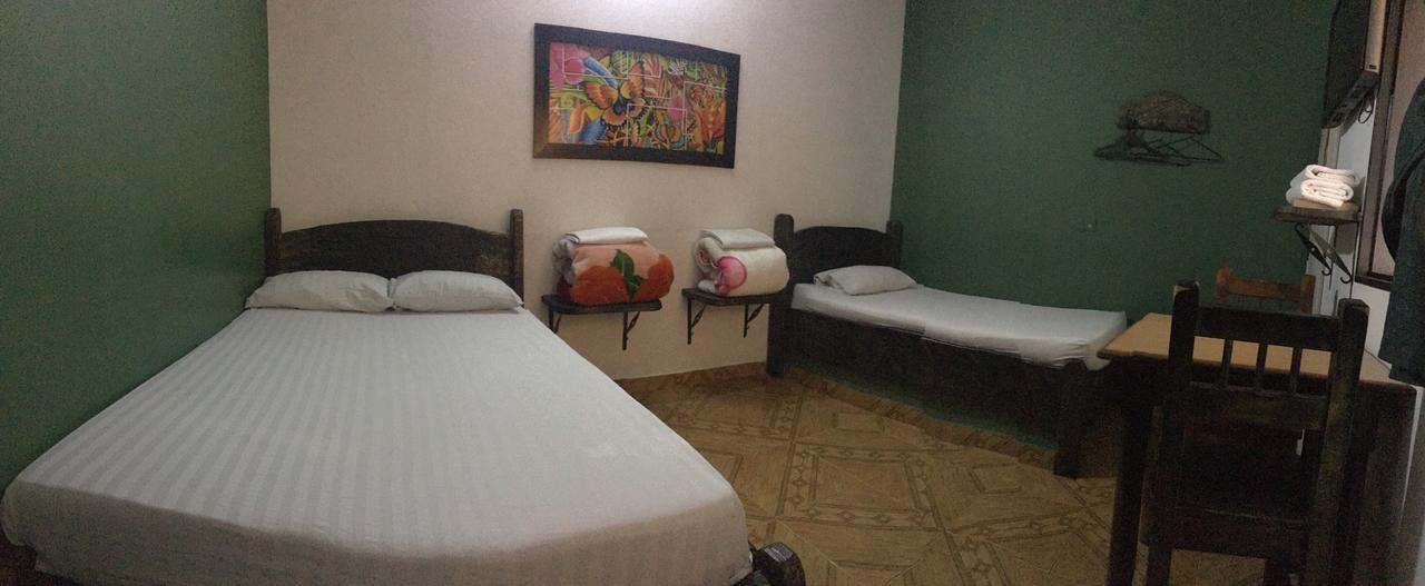 Hotel El Turista Rionegro Exteriör bild